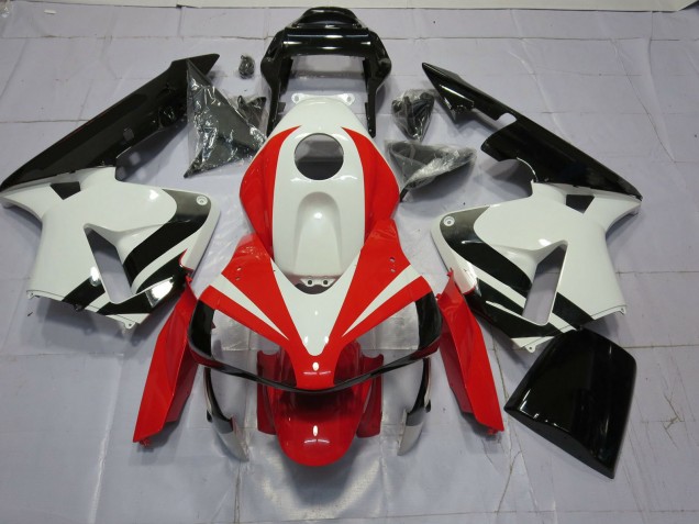 2003-2004 White Red and Black OEM Honda CBR600RR Motorcycle Fairing UK 2003-2004 White Red and Black OEM Honda CBR600RR Motorcycle Fairing UK