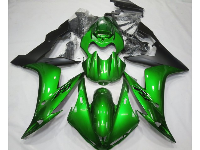 2004-2006 Gloss Green & Black Yamaha R1 Motorcycle Fairing UK 2004-2006 Gloss Green & Black Yamaha R1 Motorcycle Fairing UK