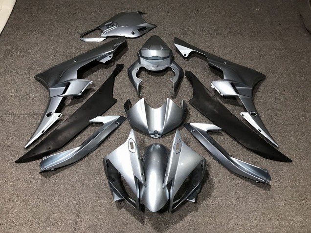2006-2007 Gloss Silver Yamaha R6 Motorcycle Fairing UK 2006-2007 Gloss Silver Yamaha R6 Motorcycle Fairing UK