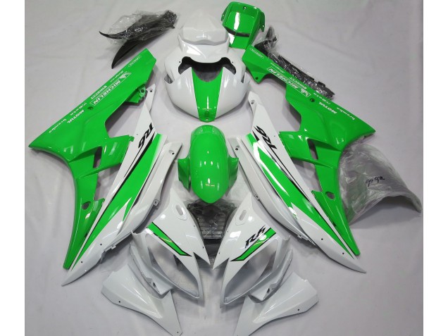 2006-2007 Gloss White and Green Yamaha R6 Motorcycle Fairing UK 2006-2007 Gloss White and Green Yamaha R6 Motorcycle Fairing UK