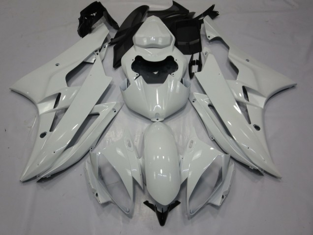 2006-2007 White Gloss Yamaha R6 Motorcycle Fairing UK 2006-2007 White Gloss Yamaha R6 Motorcycle Fairing UK