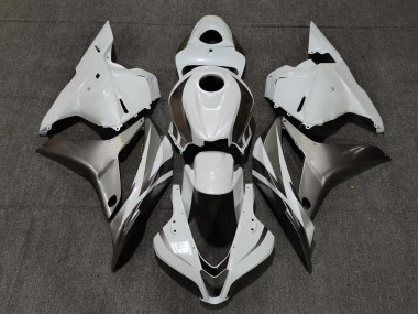 2009-2012 Gloss White and Silver Honda CBR600RR Motorcycle Fairing UK